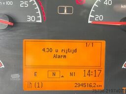 Volvo FH 390 8x4 kolkenzuiger