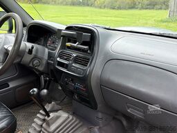 NISSAN King Cab