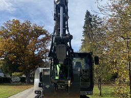 Liebherr R 914 Compact