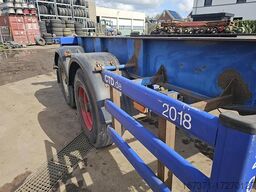 Renders 2 axle | 20 ft| steel suspension | Bpw drum.