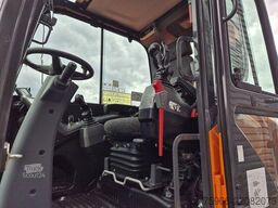 Develon DX100W-7