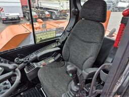 Develon DX100W-7