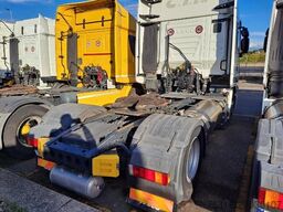 IVECO TRATTORE STRADALE DOPPIO SERBATOIO LNG AS440S40T/P