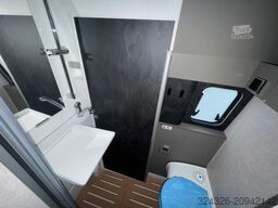 Hymer/Eriba Camper Van Grand Canyon S 700 Autark*4x4 **MJ 26**