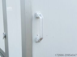 Blyss F1330HD | SEITENKLAPPE 305X146X180CM 1300KG KOFFERANHÄNGER