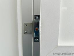 Blyss F2030HTD | SEITENKLAPPE 305X150X180CM 2000KG KOFFERANHÄNGER