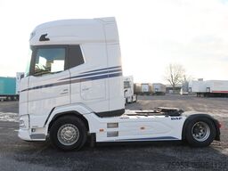 DAF XG+ 530 FT Intarder Leder LED Navi Standklima