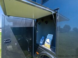 Mercedes-Benz Fuso Pferdetransporter POP-Out 3 Stellplätze