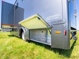 Mercedes-Benz Fuso Pferdetransporter POP-Out 3 Stellplätze