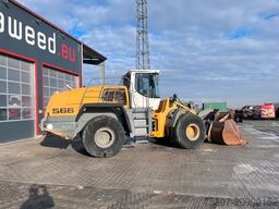 LIEBHERR L 566 / 4x4 / Waage