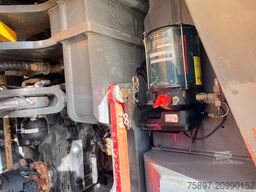 LIEBHERR L 566 / 4x4 / Waage