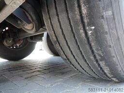 KRONE FIRANKA / 2021 ROK / KOSZ NA PALETY / 2 OSIE POD