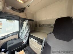 MAN TGS 35.520 TGS 35.520 8X2 Hiab EFFER 955-8s +Ji...