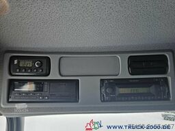 Mercedes-Benz 1218 Seitentür LBW 3Sitze Original 87787KM Klima