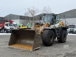 Liebherr L566