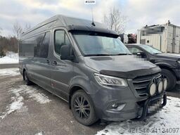 Mercedes-Benz Sprinter - camper built for snowmobiling