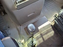 MERCEDES-BENZ 616 D Vario Doka 3-Türer 6-Sitzer 2x AHK