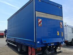 MERCEDES-BENZ 822 L Atego Schiebeplane Edscha Ladebordwand AHK