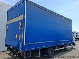 MERCEDES-BENZ 822 L Atego Schiebeplane Edscha Ladebordwand AHK