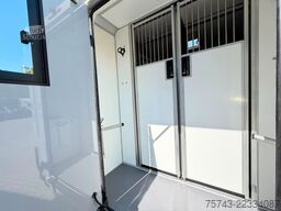 RENAULT Master STX 5 Sitzer Haras ex. Lang Automatik