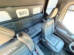 RENAULT Master STX 5 Sitzer Haras ex. Lang Automatik