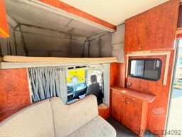 MERCEDES-BENZ ATEGO 1218  5  Pferde  Wohnung Dusche
