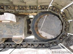 KOMATSU PC138
