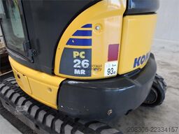 KOMATSU PC26