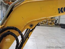 KOMATSU PC26