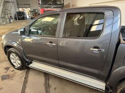 TOYOTA HILUX PICKUP 4X4 ALLRAD*2011*1HAND*TÜV*