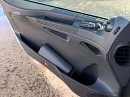 MERCEDES-BENZ Atego 821/ isoliert mit Heizfunktion/ 3-Sitzer