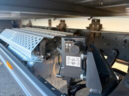 MERCEDES-BENZ Atego 821/ isoliert mit Heizfunktion/ 3-Sitzer