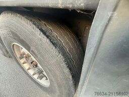 SCHMITZ CARGOBULL SCB S3T 2x Lift Palettenkaseten 1A Zustand