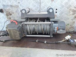 IVECO Daily 65C18D/P Doka 6-Sitzer Rampe hinten Winde