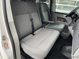 Volkswagen Transporter Kombi 2.0 TDI DSG Automaat L1H1 BTW...