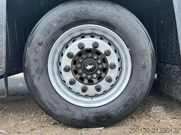 SCHMITZ CARGOBULL SCB Tiefkoffer mit Rohrbahnen & Paletten Kiste