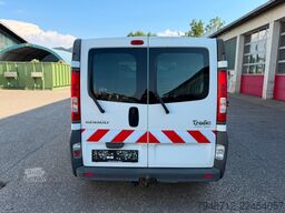 RENAULT Trafic Kasten DOKA 6 Sitzer Klima TÜV AHK *2014*