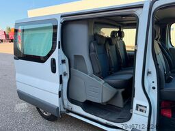 RENAULT Trafic Kasten DOKA 6 Sitzer Klima TÜV AHK *2014*