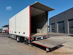 MERCEDES-BENZ Actros 1832 4x2 Sideopening 8,0 m Alubox