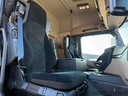 MERCEDES-BENZ Actros 1832 4x2 Sideopening 8,0 m Alubox