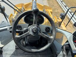 Caterpillar 926M