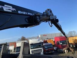 Volvo FM 370 + Euro 5 + Palfinger Z-Q170 Crane + 30to...