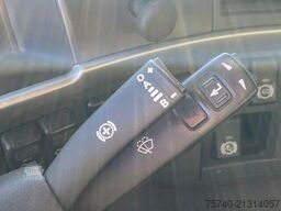 Volvo FM 370 + Euro 5 + Palfinger Z-Q170 Crane + 30to...
