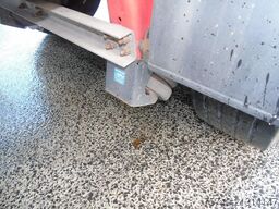 Schmitz Cargobull 3 AXLE SAF + DHOLLANDIA LOADLIFT + SLIDING ROOF