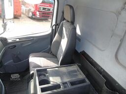 Mercedes-Benz Atego 1218 + euro 5 + lift