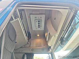 DAF XF 480 6x2 + FVG FS 4 Pieces!
