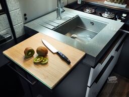 NIESMANN+BISCHOFF iSmove 6.9 E, Gastank,HydrStützen,Festtank,SAT