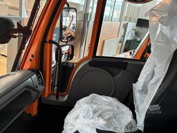 Mercedes-Benz Unimog U 423