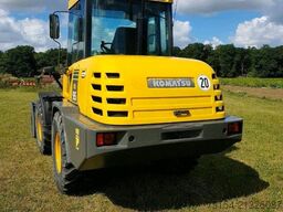 Komatsu WA-95/3. Schaufel-Palettengabel