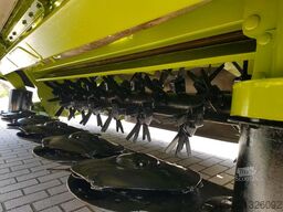 CLAAS Disco 8400 C/ 3200 FC